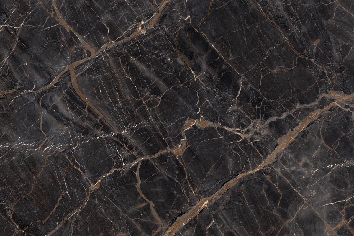 ESTERDA BLACK_01